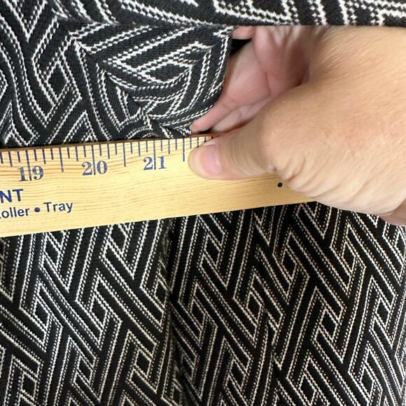 Chico's Black White Open Front Stretch Longline Blazer Jacket Sz 2‎ (L) Office - Picture 10 of 11